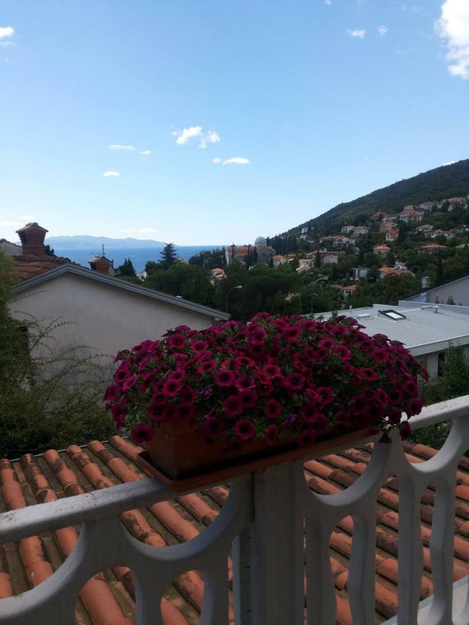 Apartman Ines, Cozy, Stunning View, Parking, Pet Friendly Opatija