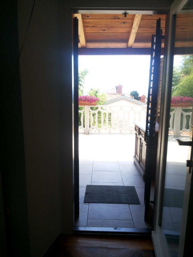 Ines, Cozy, Stunning View, Parking, Pet Friendly * Opatija